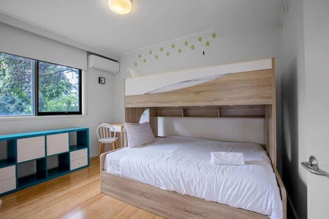 Comfy Holiday House With Pool@rosanna - ACT Tourism 1