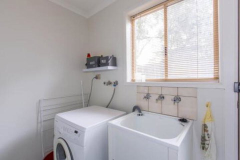 PERFECT On PYMBLE AVE - ACT Tourism 4