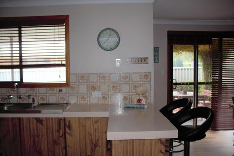 Abbey Beach Shack - ACT Tourism 5
