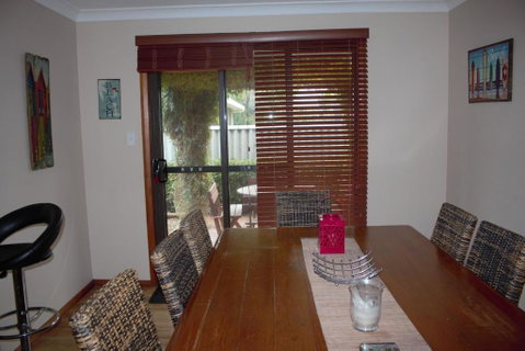 Abbey Beach Shack - ACT Tourism 6