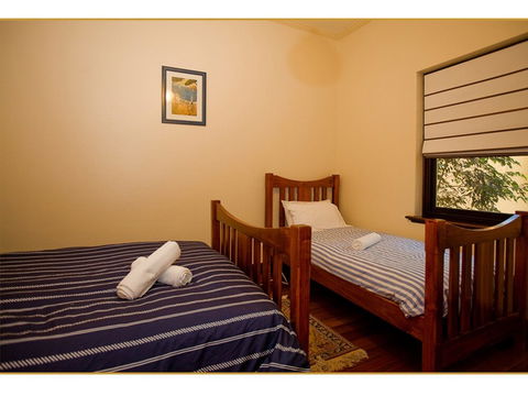 Fairholme Apartment - ACT Tourism 6