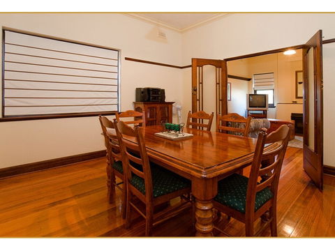 Fairholme Apartment - ACT Tourism 3