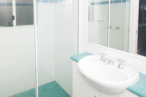 Aquarius Apartment 3 - ACT Tourism 2