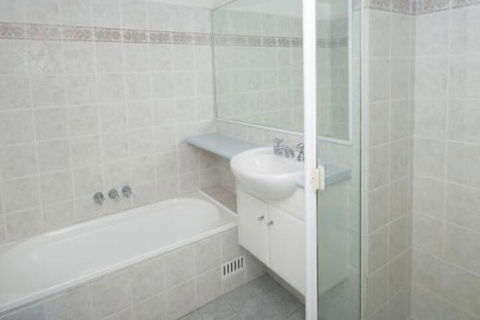 Aquarius Apartment 3 - ACT Tourism 6