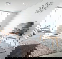 Home With Convenient Location Close to Traincbd - ACT Tourism