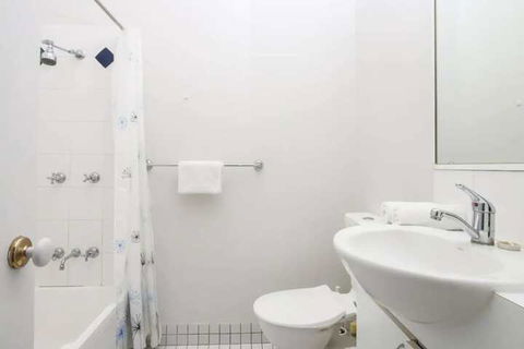Comfortable Studio Near New Farm Park - ACT Tourism 2