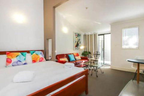 Comfortable Studio Near New Farm Park - ACT Tourism 0