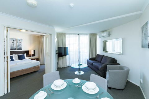 Airtrip Apartment On Edmonstone St - ACT Tourism 3
