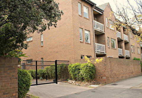 Adelaide Dresscircle Apartments - Archer Street - ACT Tourism 3
