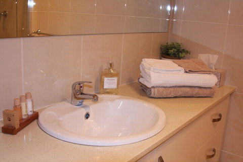 C And C Tanunda - ACT Tourism 7