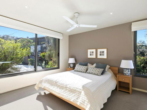 BELLE VUE ANGLESEA - ACT Tourism 3