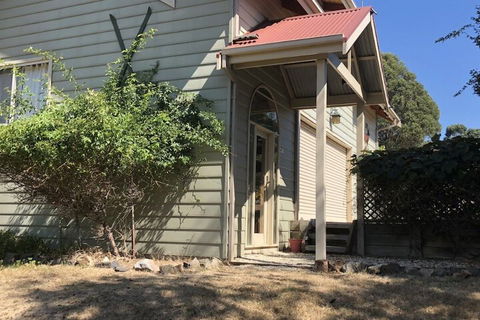 Alpine Stag Lodge Unit 1 - ACT Tourism 1