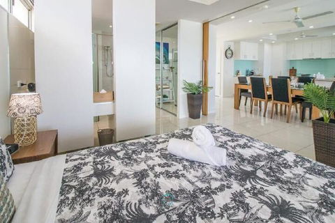 ZEN By THE WATER Darwins Premier Family Retreat - ACT Tourism 5