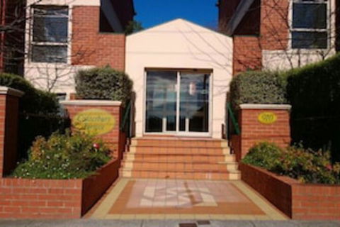 Australian Home Away At Box Hill 2 Bedroom - ACT Tourism 0