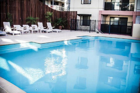 AirExec Apartments - ACT Tourism 6