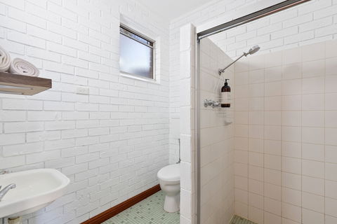 Albion Hotel Motel - ACT Tourism 3