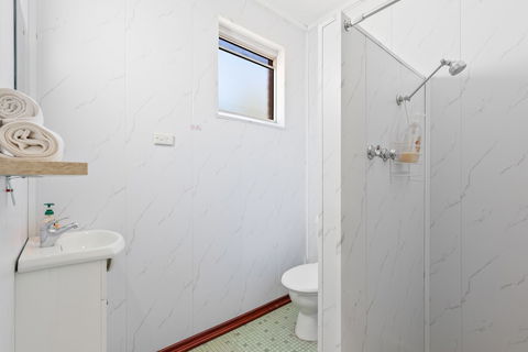 Albion Hotel Motel - ACT Tourism 2