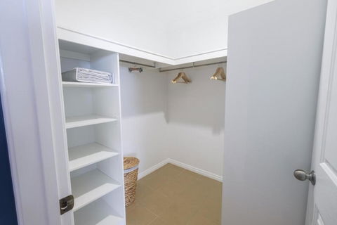 Absolute Airlie Central Airlie Beach - ACT Tourism 2