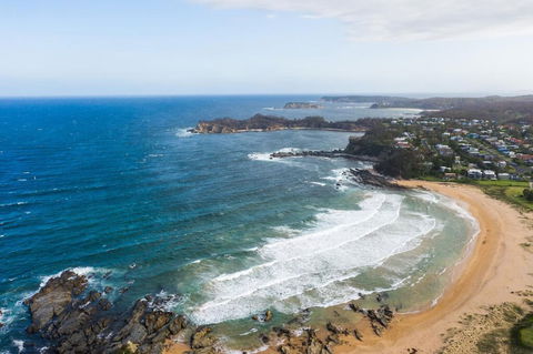 Abode Hotel Malua Bay - ACT Tourism 1