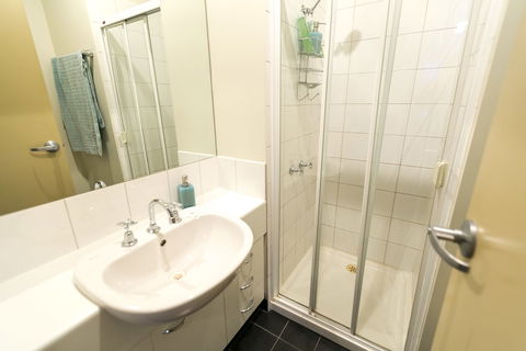 Flinders Lane-studio Apartment - ACT Tourism 6