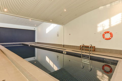 Anchor On Elizabeth - ACT Tourism 0