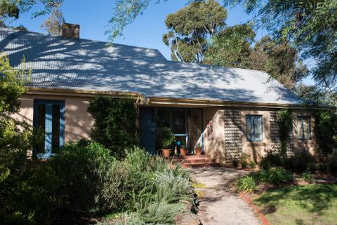 The Cottage At Riverside Farm - ACT Tourism 0