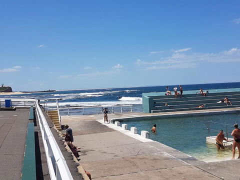 Arena Luxury Beachfront Apartment - ACT Tourism 4
