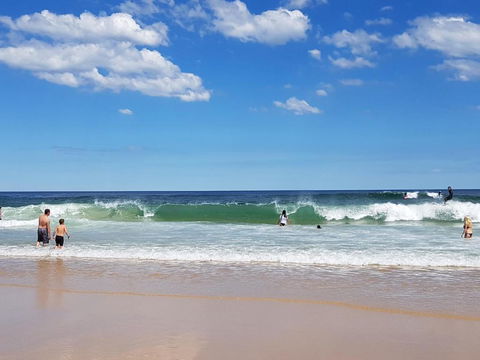 Arena Luxury Beachfront Apartment - ACT Tourism 6