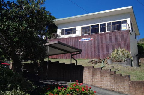 Endeavour 10 Dulconghi Street - ACT Tourism 2