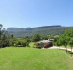 Bottlebrush Lodge Great views  a pool - ACT Tourism