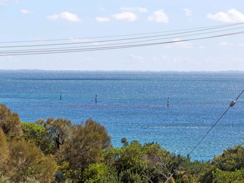 BEACH BELLE MORNINGTON - ACT Tourism 4