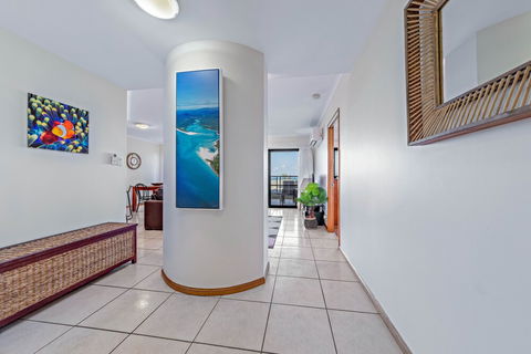 Ambience Of Airlie - Airlie Beach - ACT Tourism 0