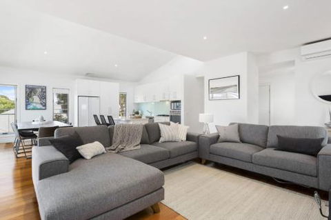 YOU ME & THE SEA BLAIRGOWRIE - ACT Tourism 1