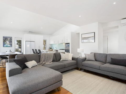 YOU ME & THE SEA BLAIRGOWRIE - ACT Tourism 3