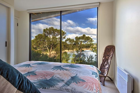 Furneaux - ACT Tourism 2