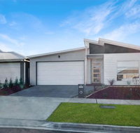 Brand New Home 10 mins to Beach Torquay Geelong Deakin Hospitals - ACT Tourism
