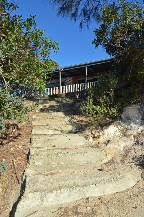 CDC 625 Beach House - ACT Tourism 2