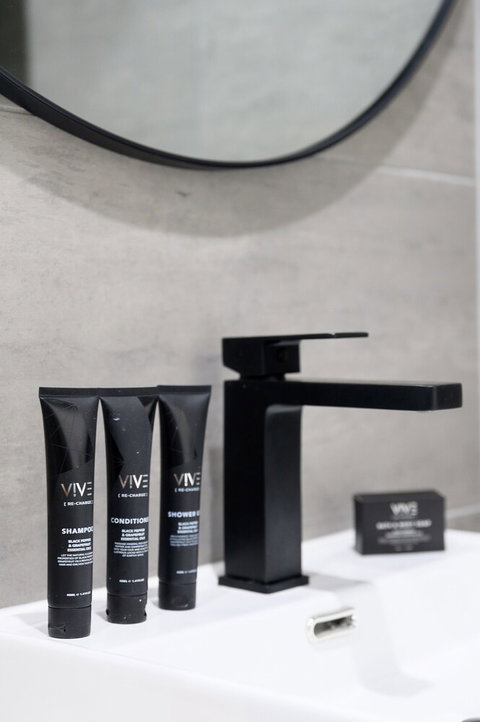 CARLISLE Bright Townhouse In Great Location - ACT Tourism 6