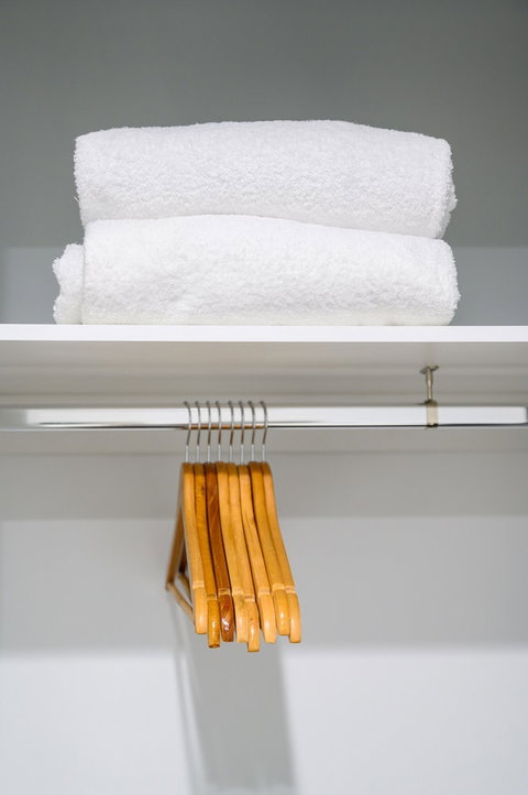 CARLISLE Bright Townhouse In Great Location - ACT Tourism 5