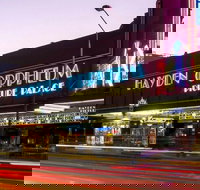 Modern Two Bedroom Apartment with Views HARIS - ACT Tourism