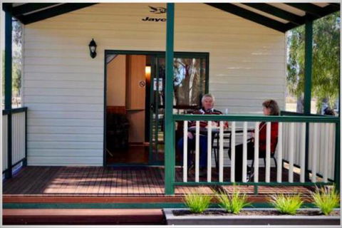 Apex RiverBeach Holiday Park - ACT Tourism 3