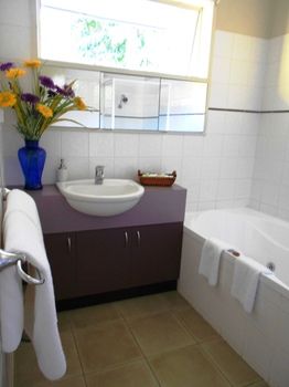 Acacia House Retreat Daylesford - ACT Tourism 4