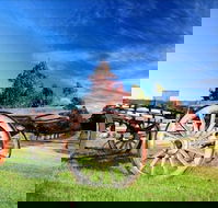 Oaks Ranch and Country Club - ACT Tourism