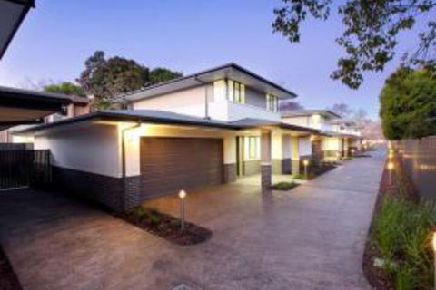 Abode Apartments Albury - ACT Tourism 0
