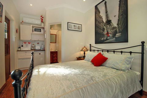 Above Bored Bed & Breakfast - ACT Tourism 5