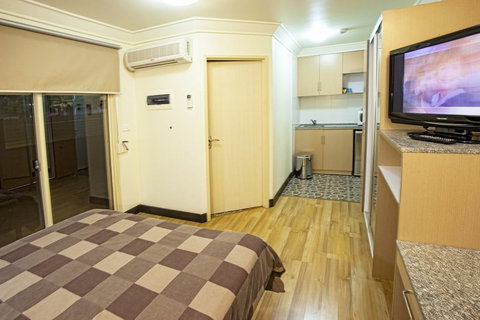 Cattrall Park Motel - ACT Tourism 2