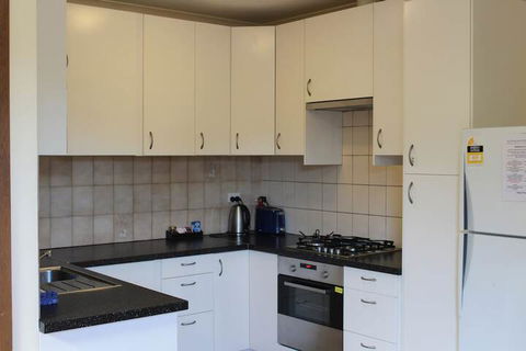 Australian Home Away At Doncaster Elgar - ACT Tourism 2