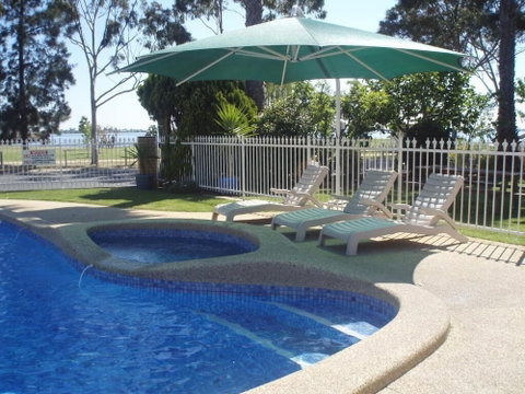 Lakeview Motel - ACT Tourism 6