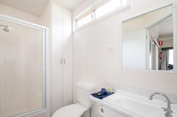 Warragul Gardens Holiday Park - ACT Tourism 5