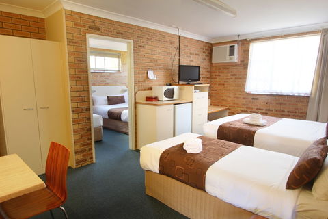 Garden City Motor Inn - ACT Tourism 6